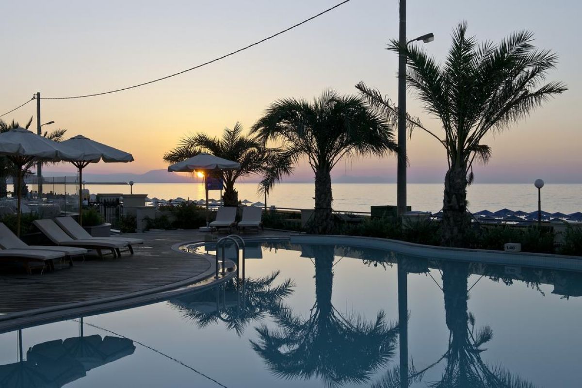 SENTIDO AEGEAN PEARL