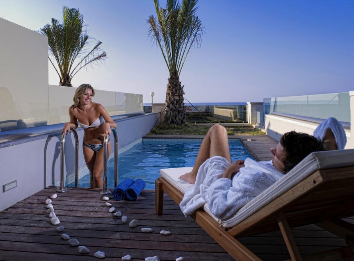 SENTIDO AEGEAN PEARL