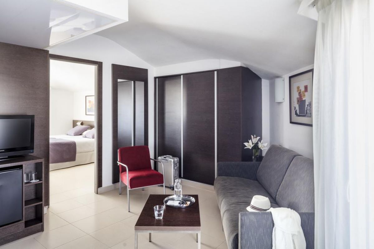 AQUA ONABRAVA & SPA