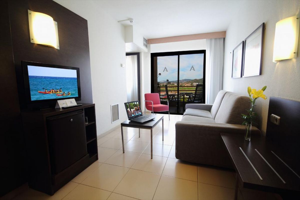 AQUA ONABRAVA & SPA