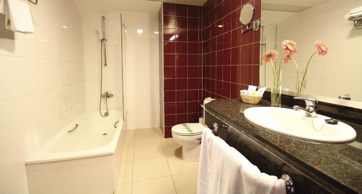 AQUA ONABRAVA & SPA