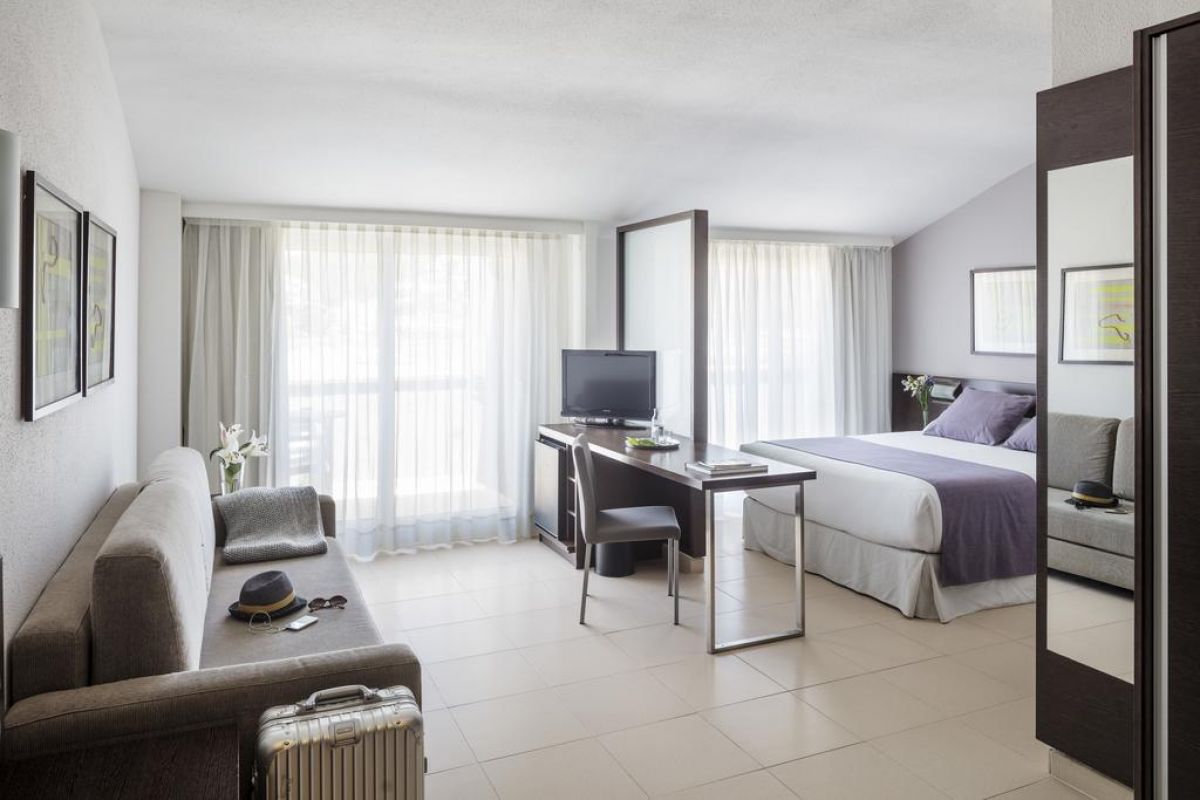 AQUA ONABRAVA & SPA