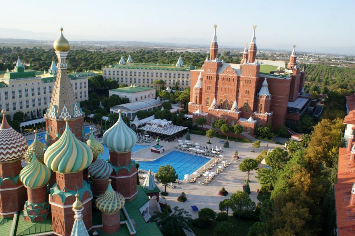 ASTERIA KREMLIN PALACE