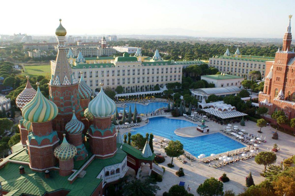 ASTERIA KREMLIN PALACE
