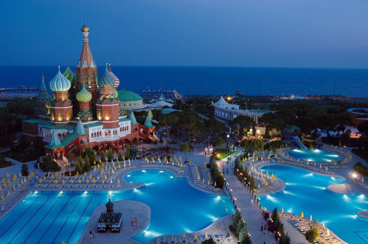 ASTERIA KREMLIN PALACE