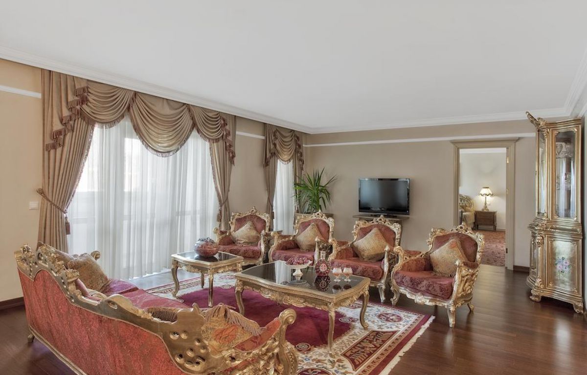 ASTERIA KREMLIN PALACE