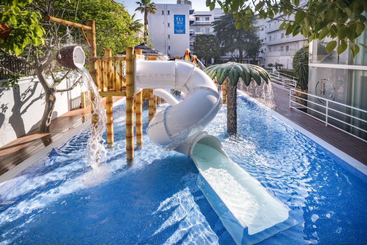 GHT Balmes Hotel, Aparthotel & Splash