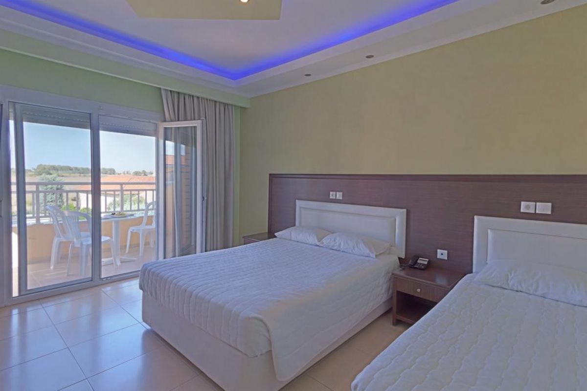 Grand Platon Hotel