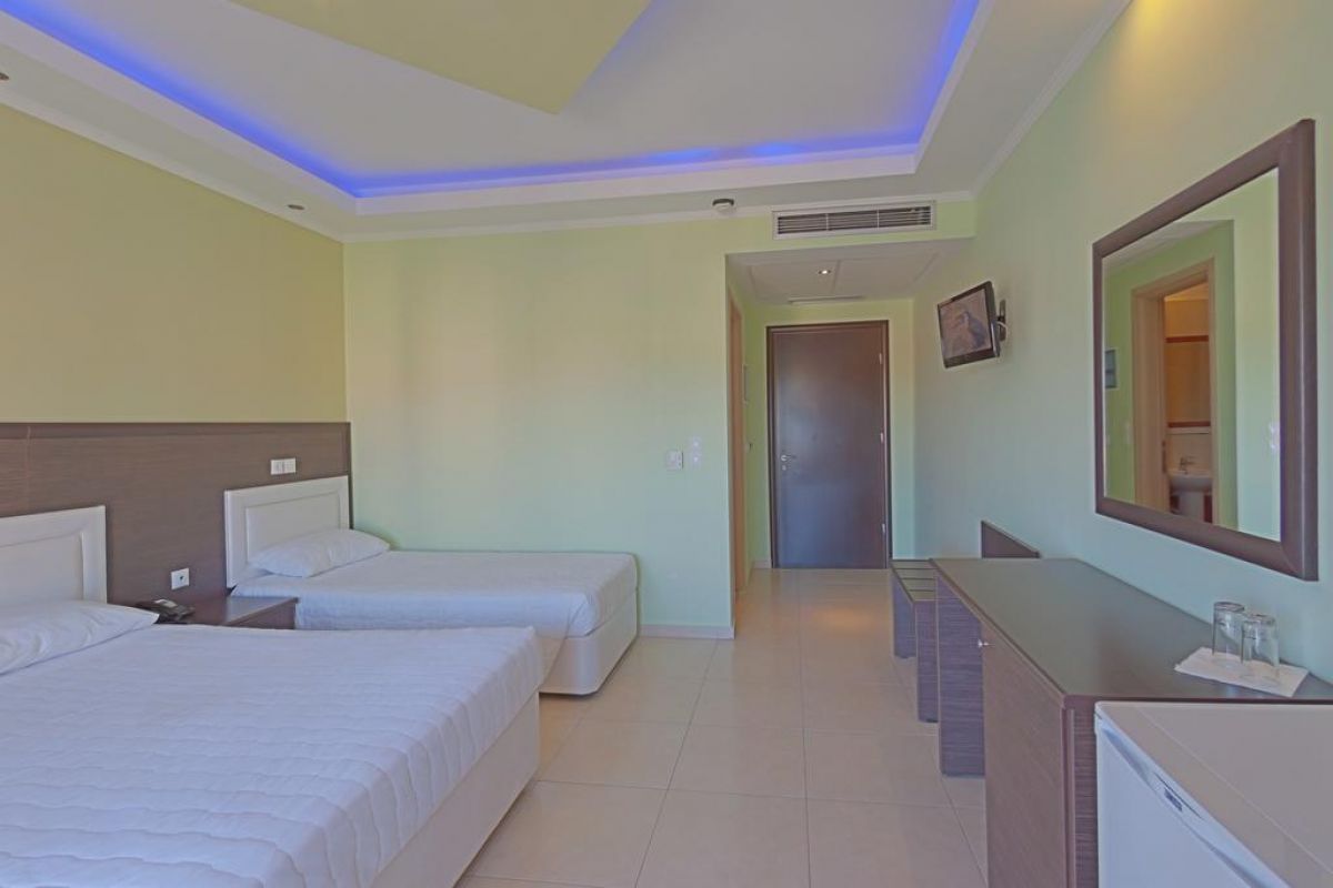 Grand Platon Hotel