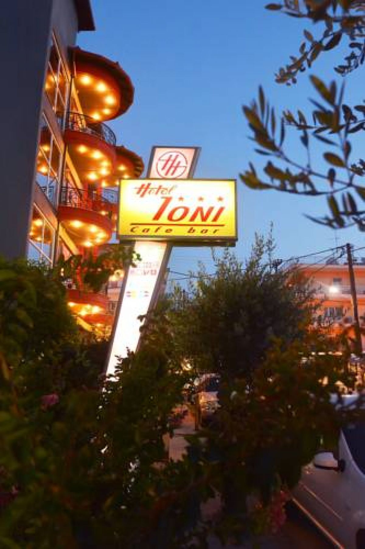 Ioni