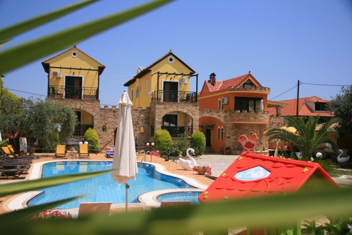 Kastro Apartments
