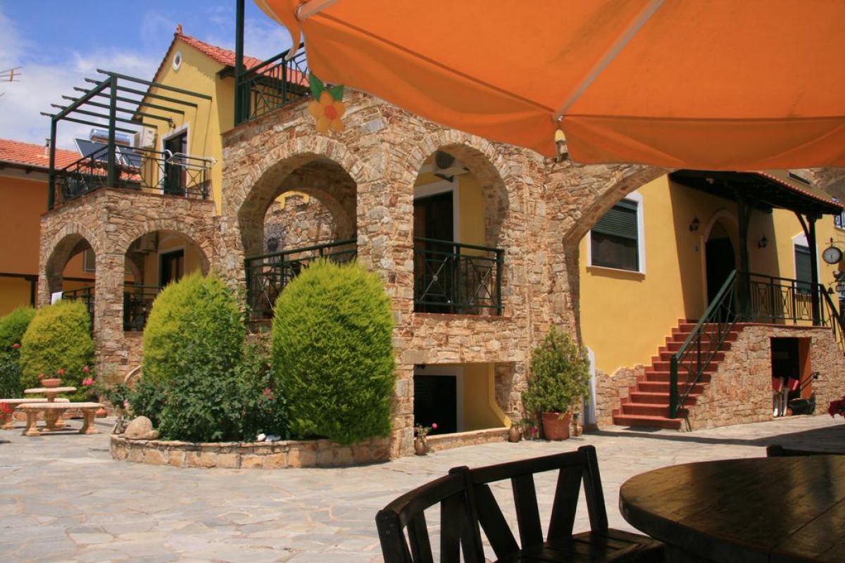 Kastro Apartments