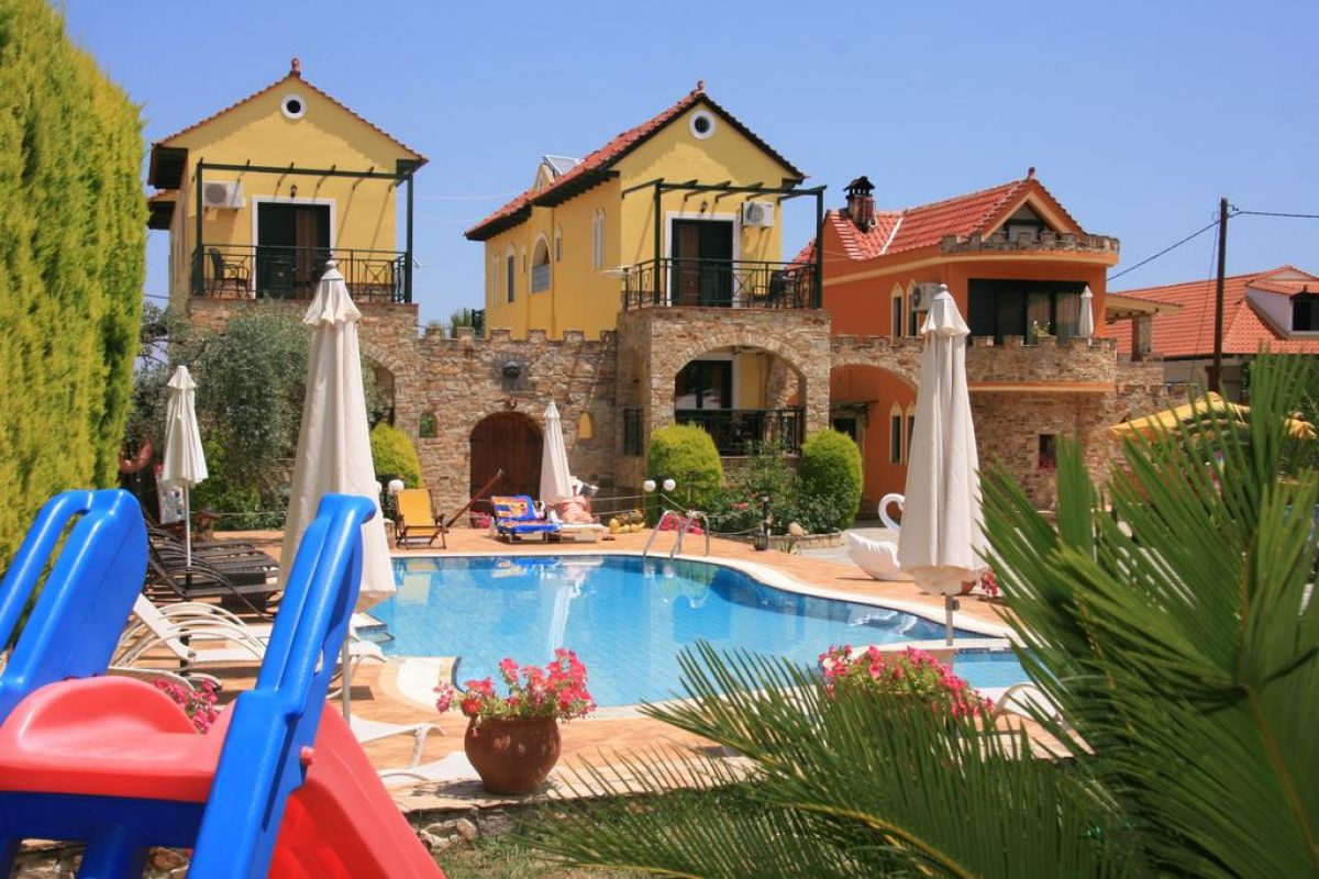 Kastro Apartments
