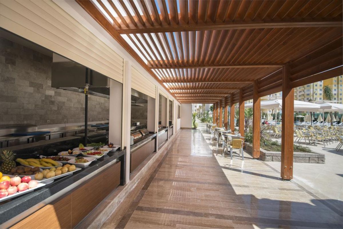 RAMADA RESORT LARA 