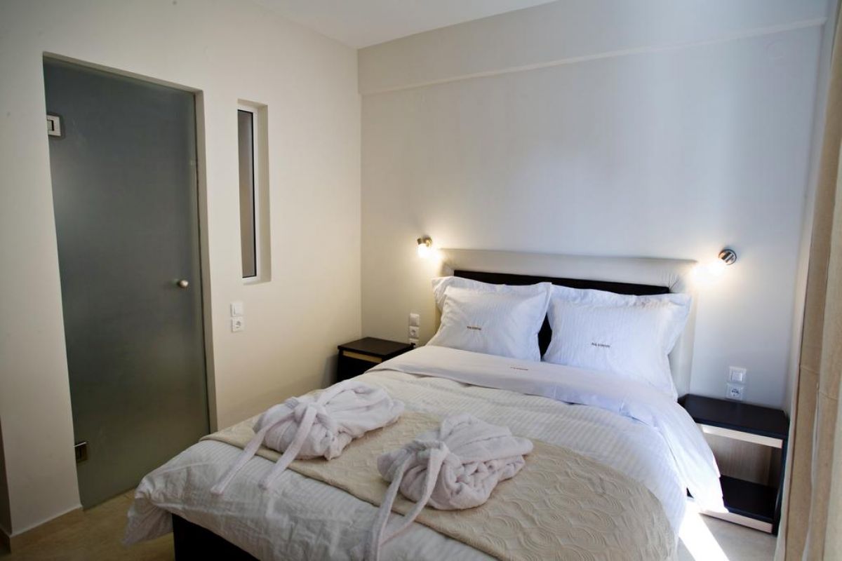 RG Status Hotel