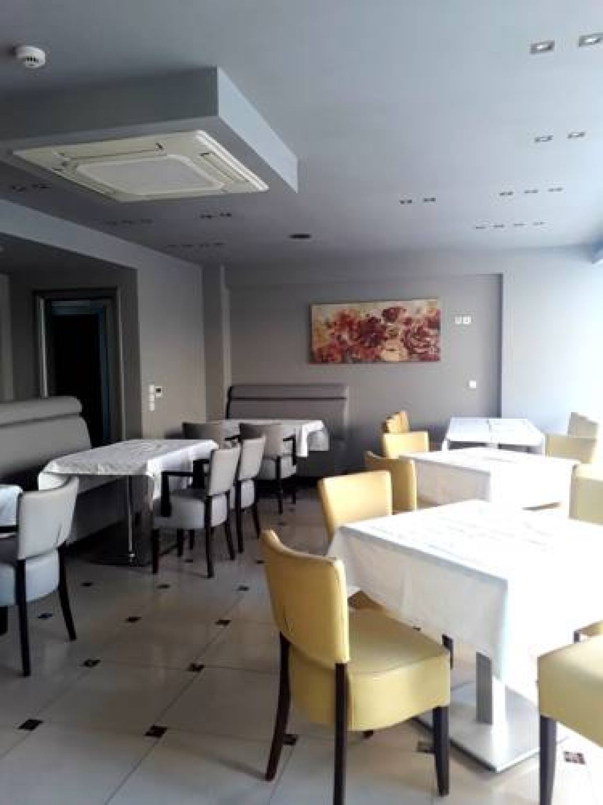 RG Status Hotel