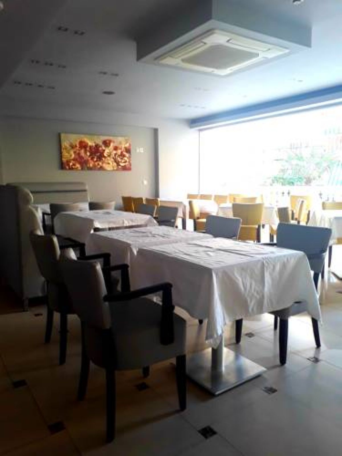 RG Status Hotel