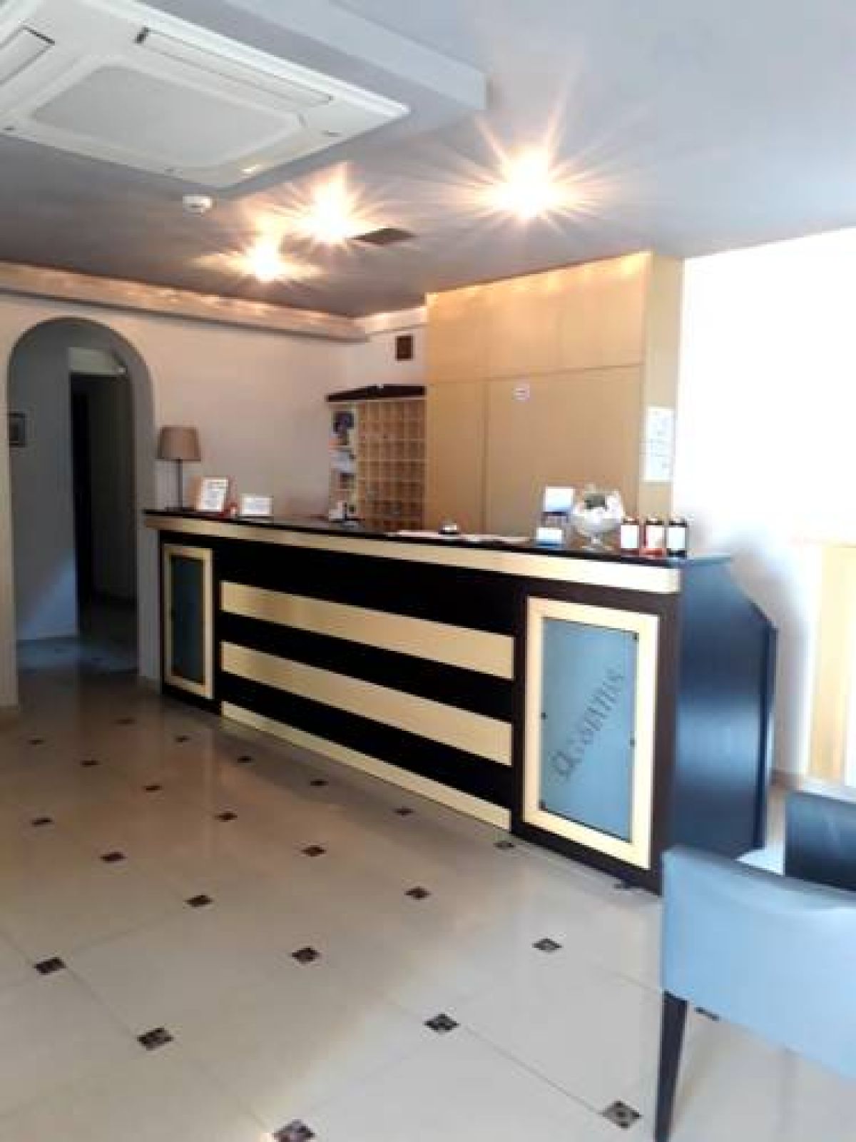 RG Status Hotel