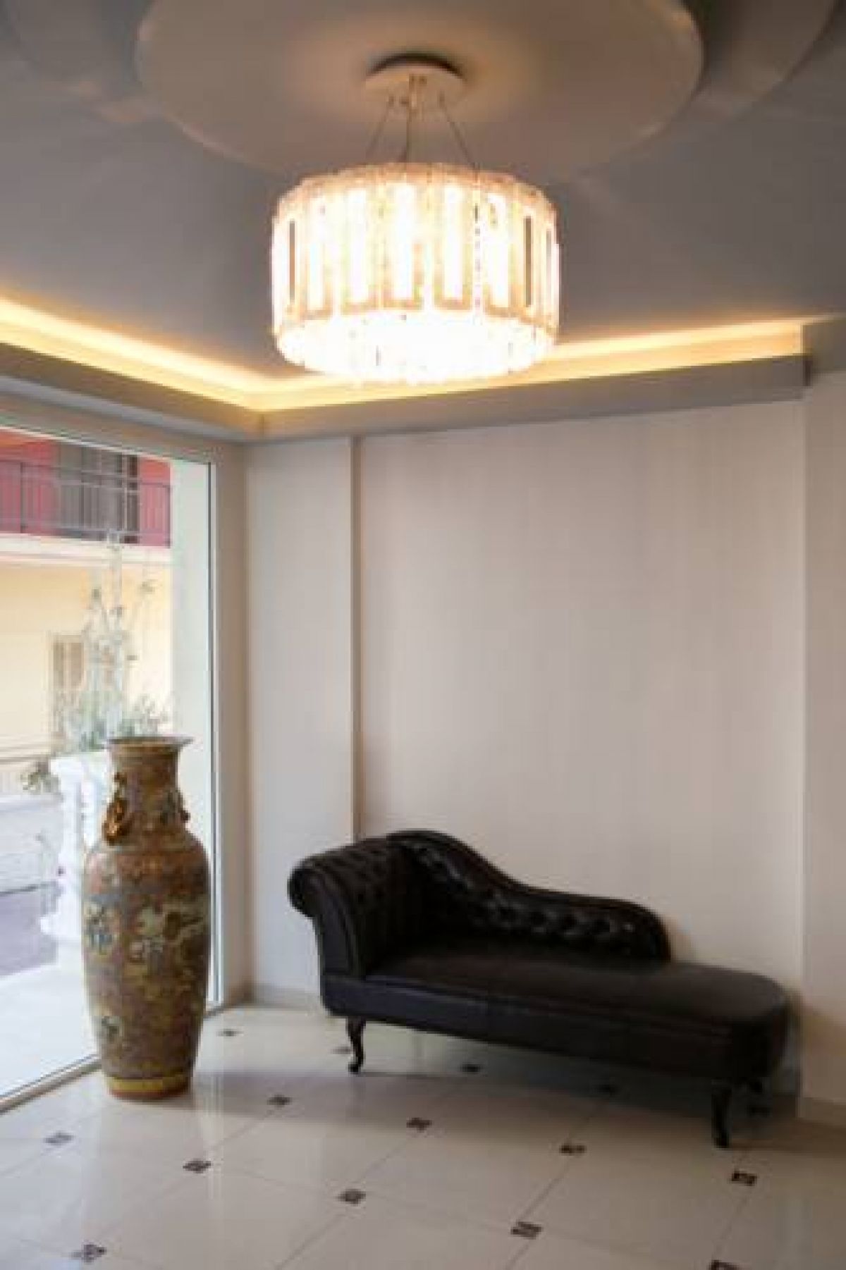 RG Status Hotel