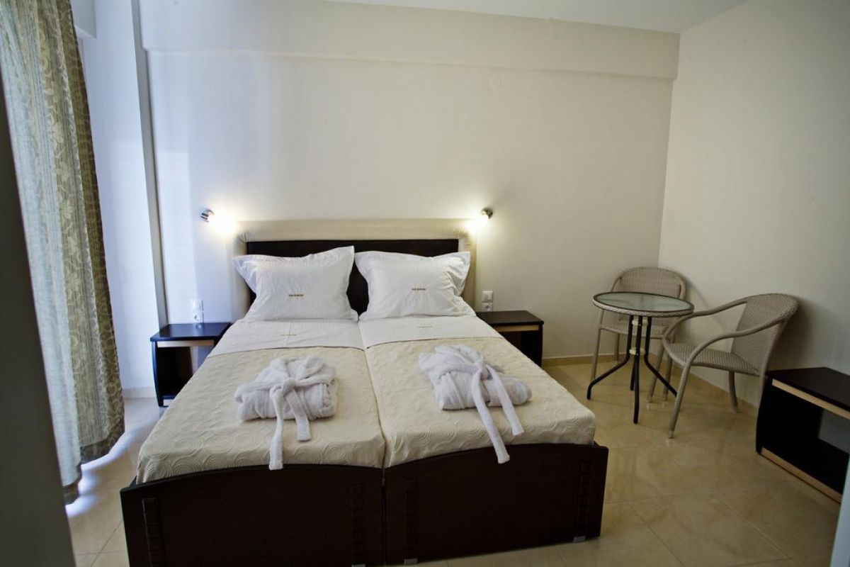 RG Status Hotel