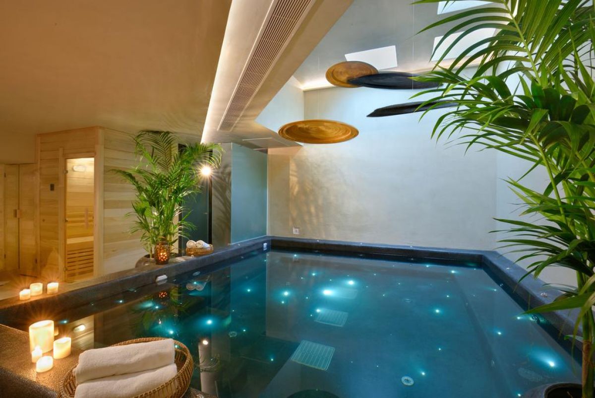 Saint John Hotel
