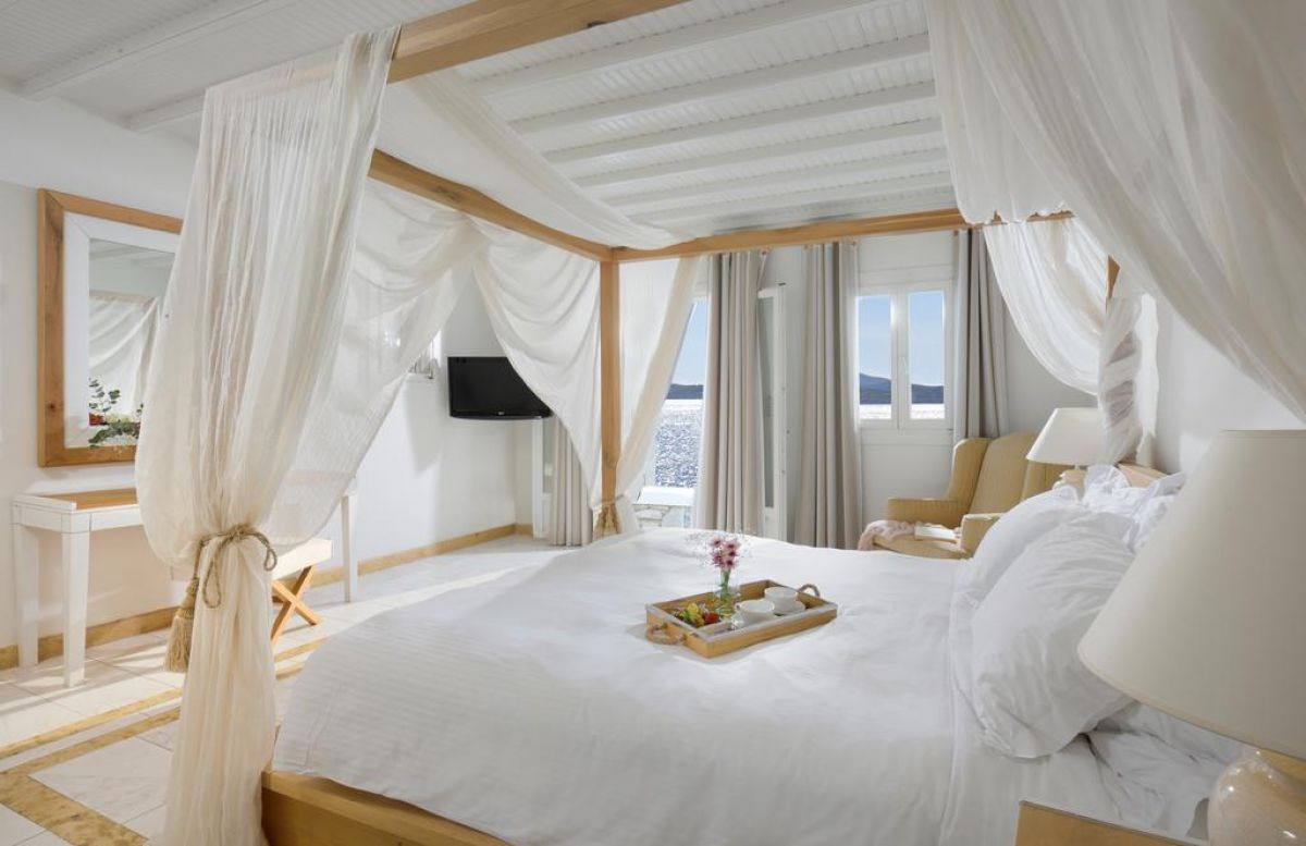 Saint John Hotel