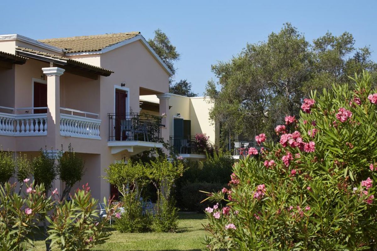 Apollo Palace