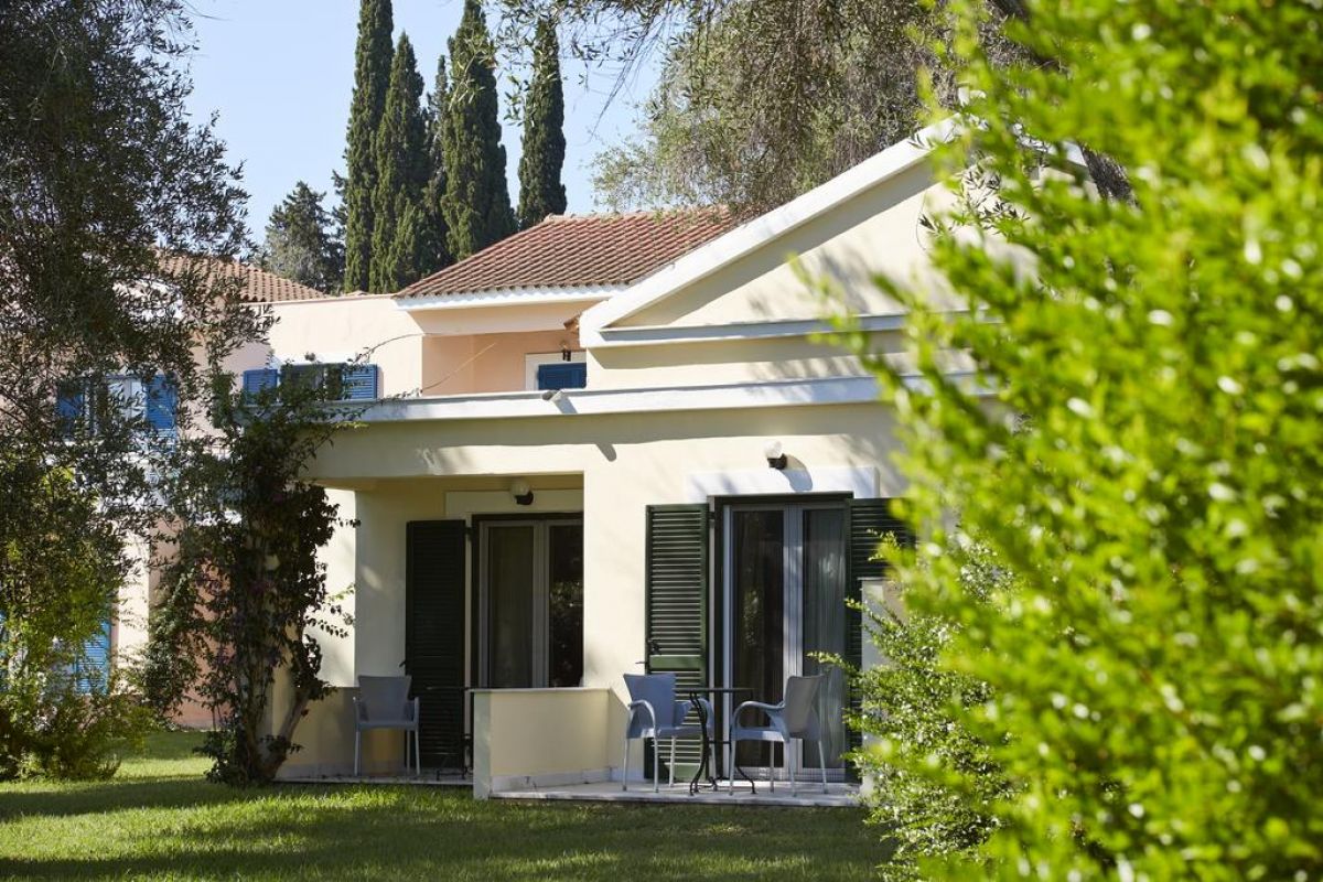 Apollo Palace