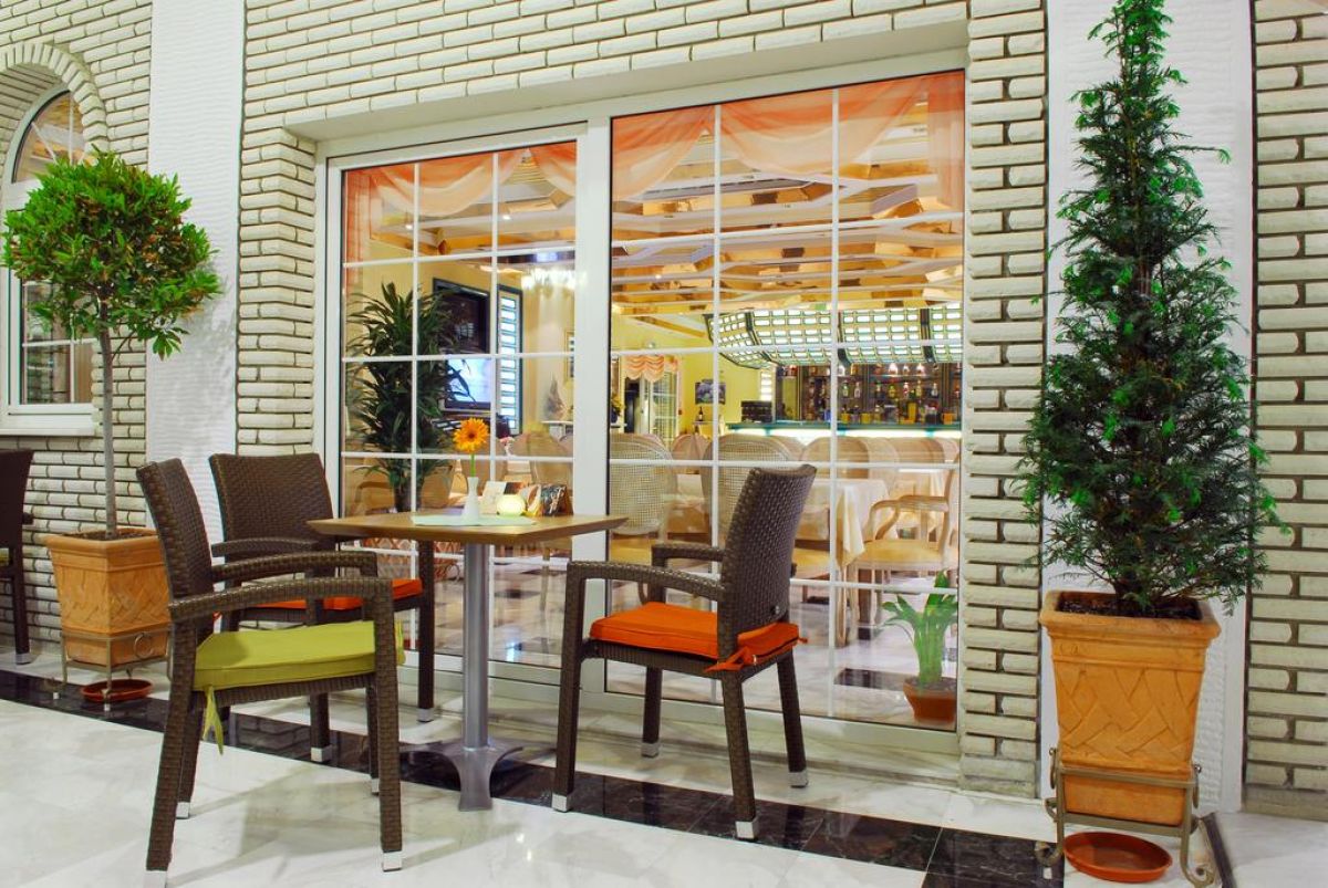 Strass Hotel