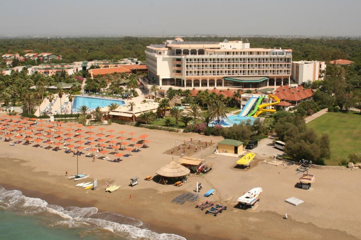 Adora Hotel & Resort 