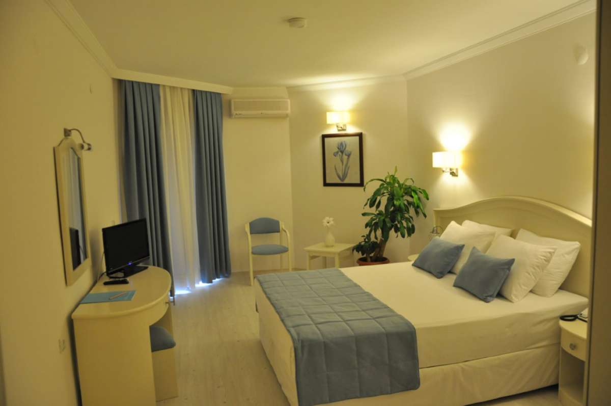 IDAS CLUB HOTEL  (ex Lima Resort Hotel)