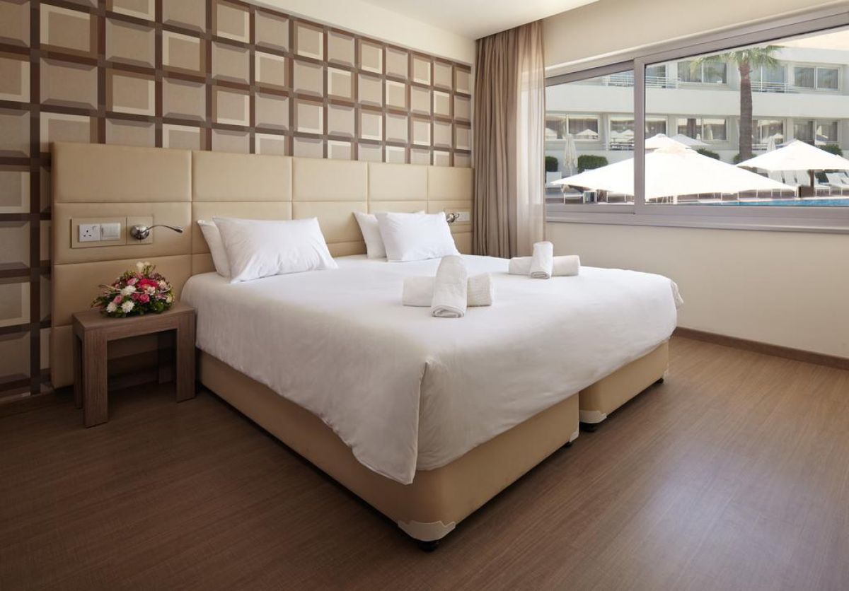 Melpo Antia Luxury Apartments and Suites