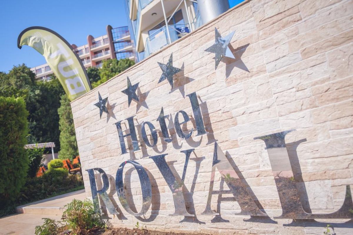 ROYAL HOTEL