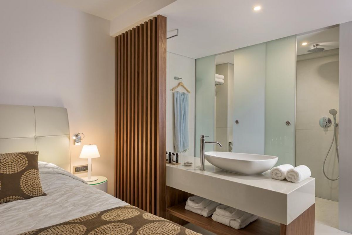 Ixian All Suites (Adult Only)