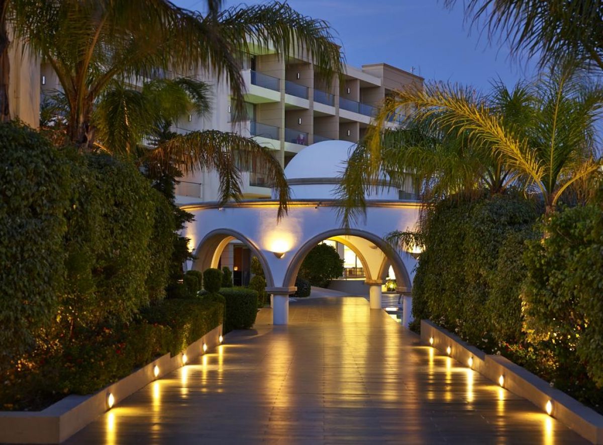 Ixian All Suites (Adult Only)