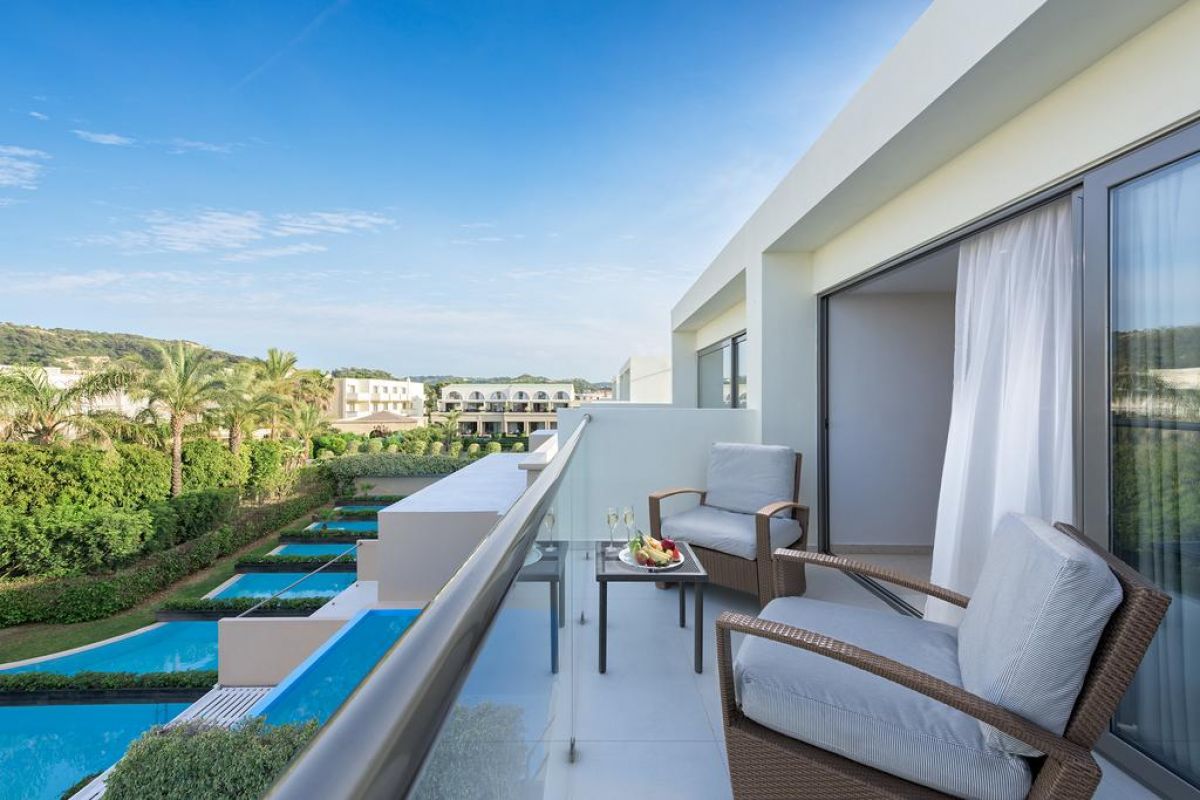 Ixian All Suites (Adult Only)