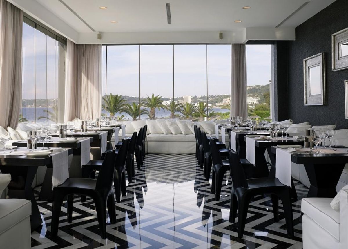 Ixian All Suites (Adult Only)
