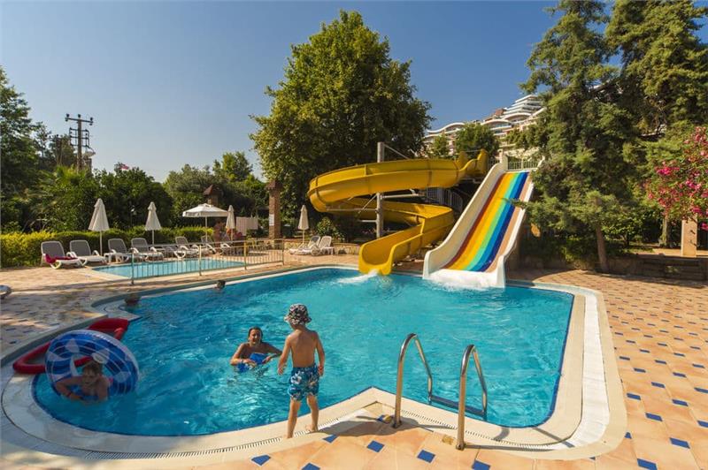 CLUB DIZALYA