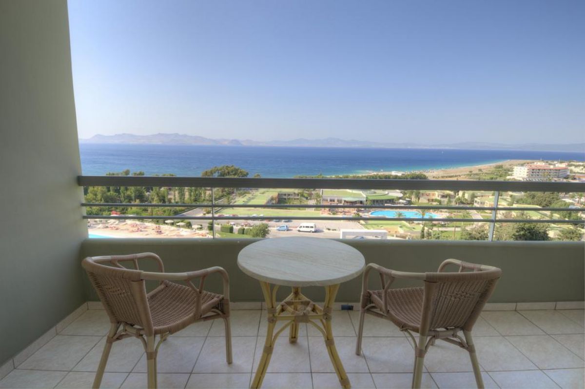 Kipriotis Panorama&Suites