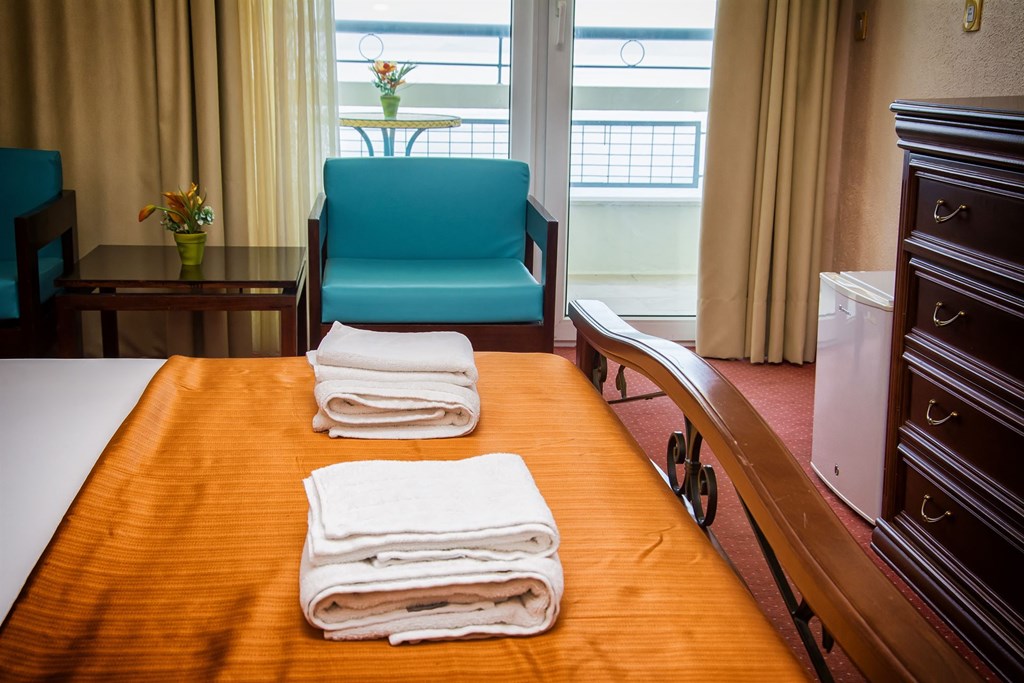 ALEXANDROS HOTEL