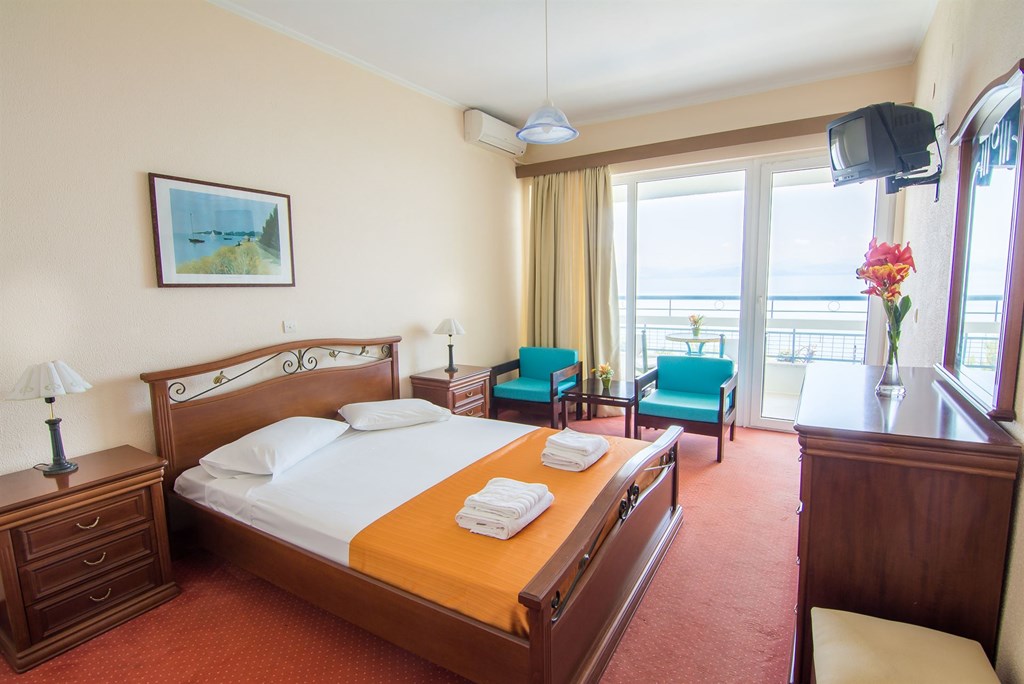 ALEXANDROS HOTEL