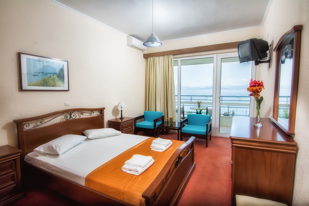 ALEXANDROS HOTEL