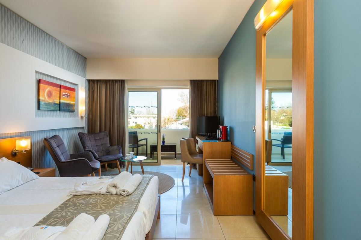 Amalthia Beach Resort (Adults Only)