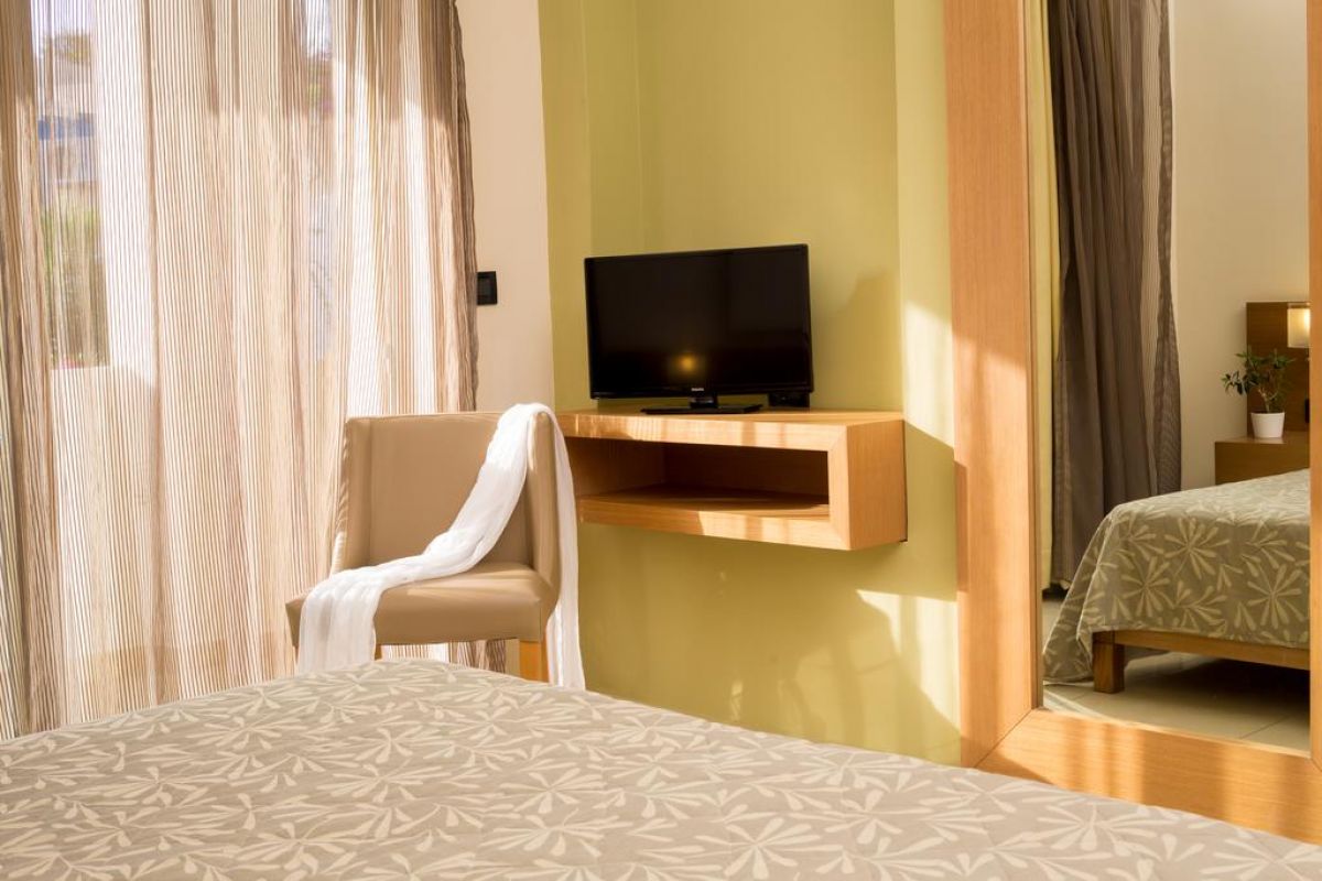 Amalthia Beach Resort (Adults Only)