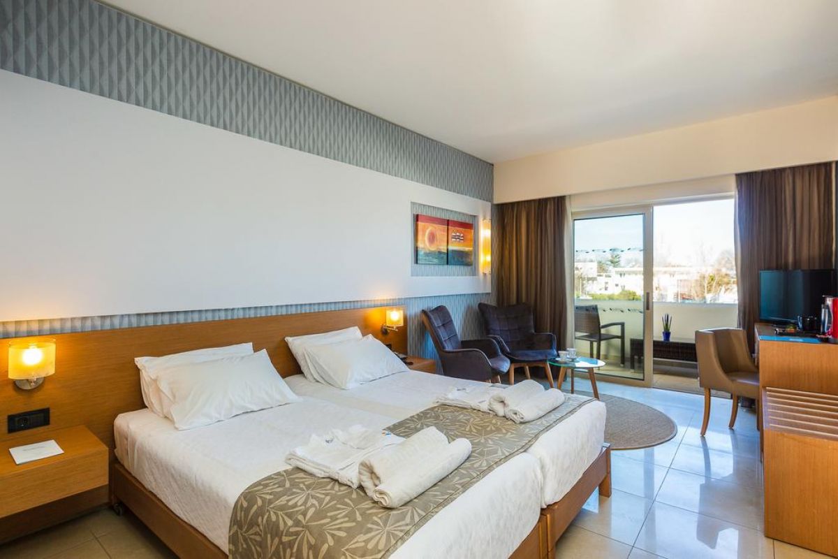 Amalthia Beach Resort (Adults Only)