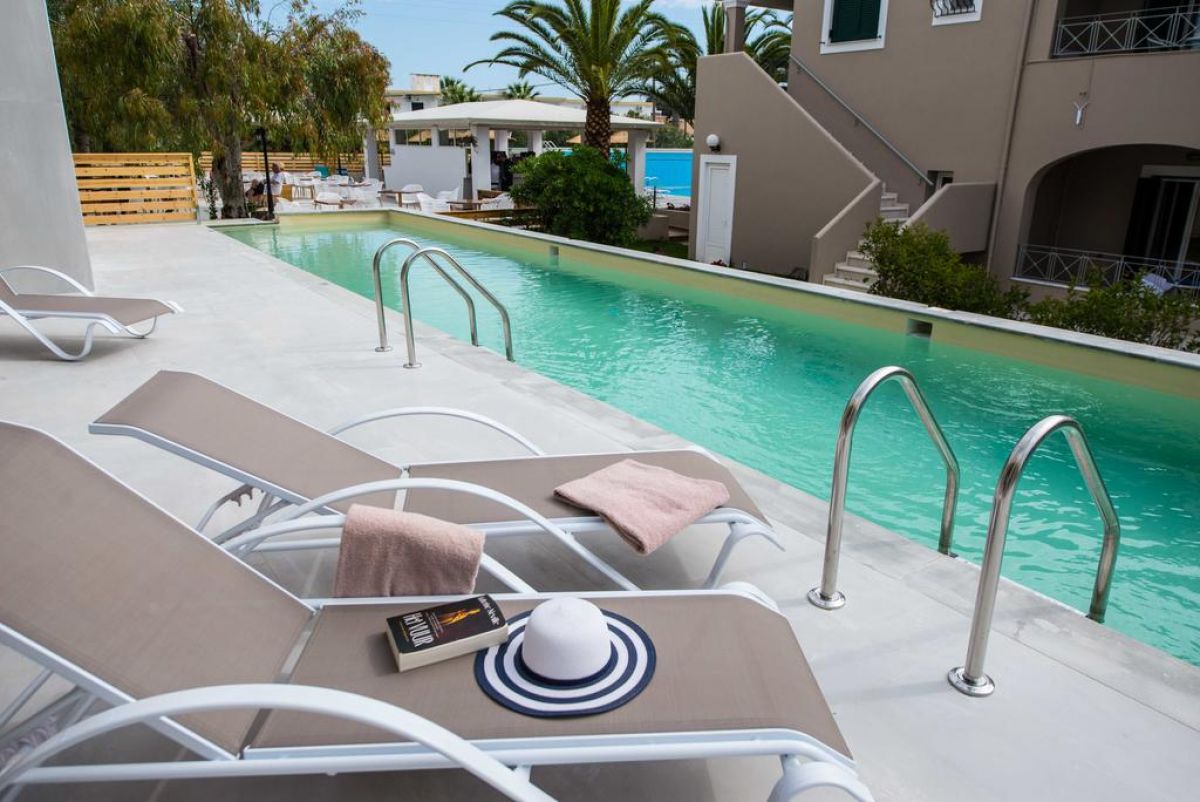 AMOUR HOLIDAY RESORT