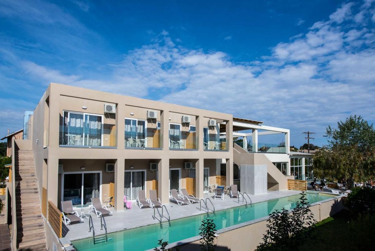 AMOUR HOLIDAY RESORT