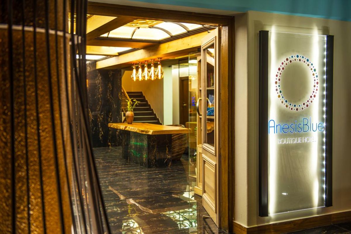 Anesis Blue Boutique (ex Lefteris)