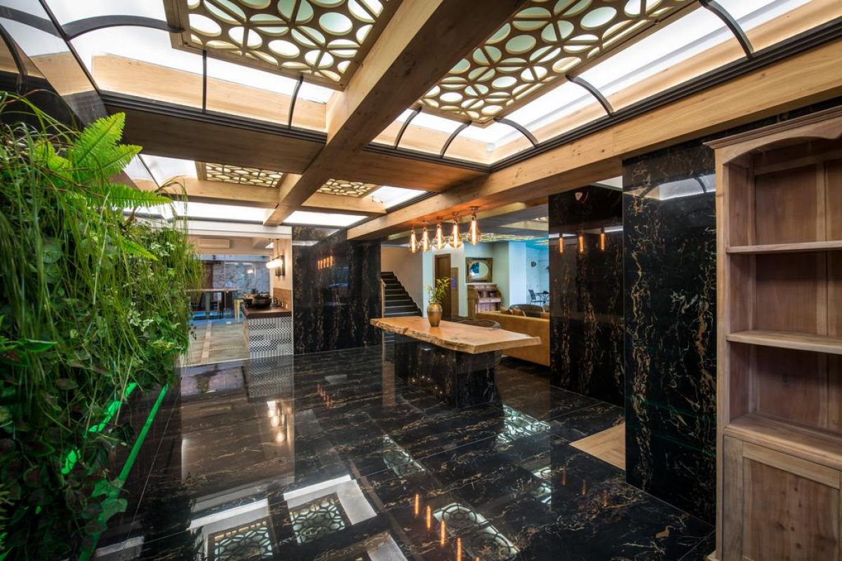 Anesis Blue Boutique (ex Lefteris)