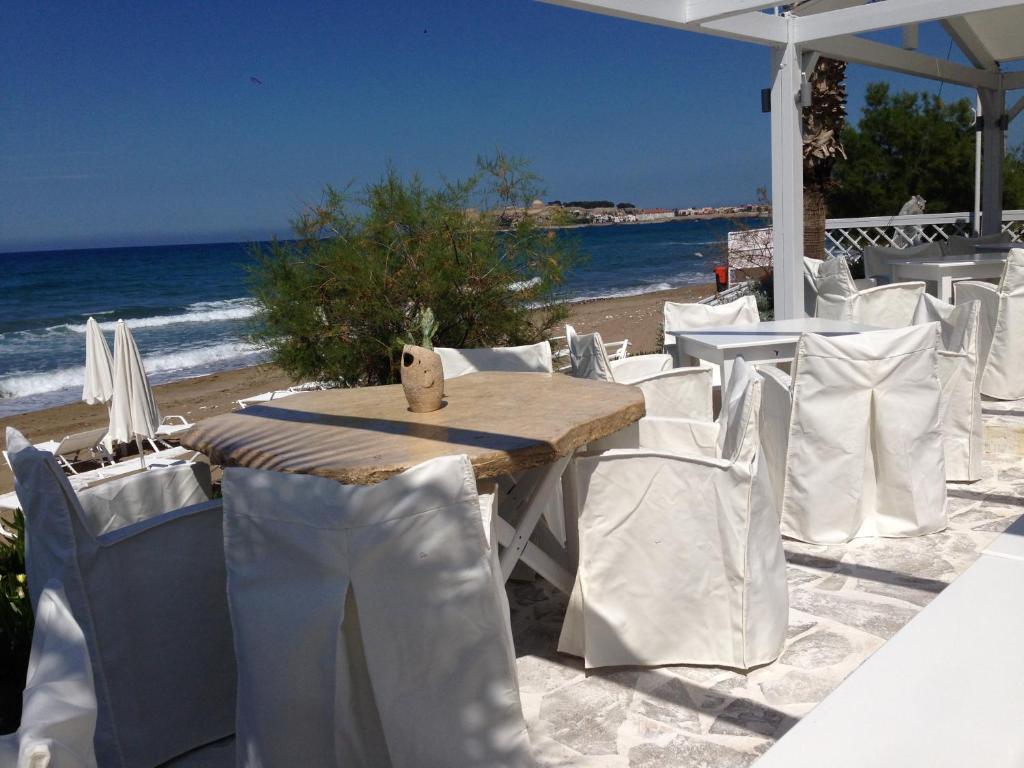 Petradi Beach Lounge